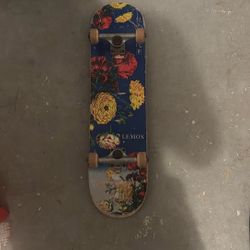 Skateboard 