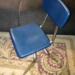 Kids Stackable Chairs (Blue)