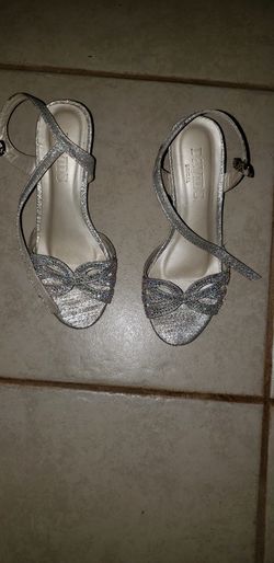 Girls david bridal dress shoes size 13