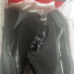 Black Cats 2025 Size 10