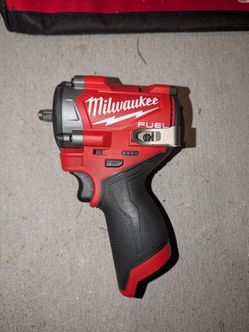 Milwaukee M12 fuel 3/8 stubby impact (tool only)