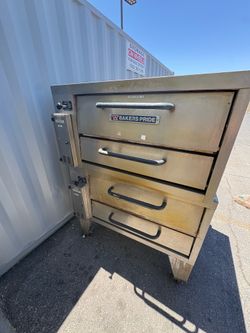 Commercial Pizza Oven