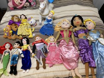 Plush disney prince’s & princesses