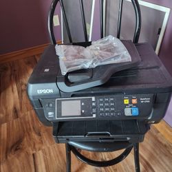 EPSON Printer - like new needs power cord
