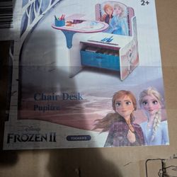 Elsa Toddler Desk