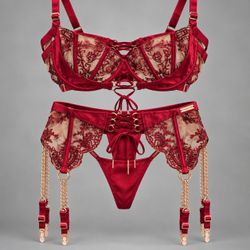 Coquette Rouge Nocturne Red Lace Bra Garter Set M NWT