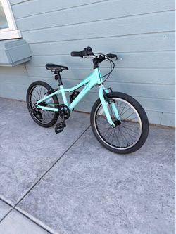 LIV ENCHANT KIDS MOUNTAIN BIKE 20” Wheels