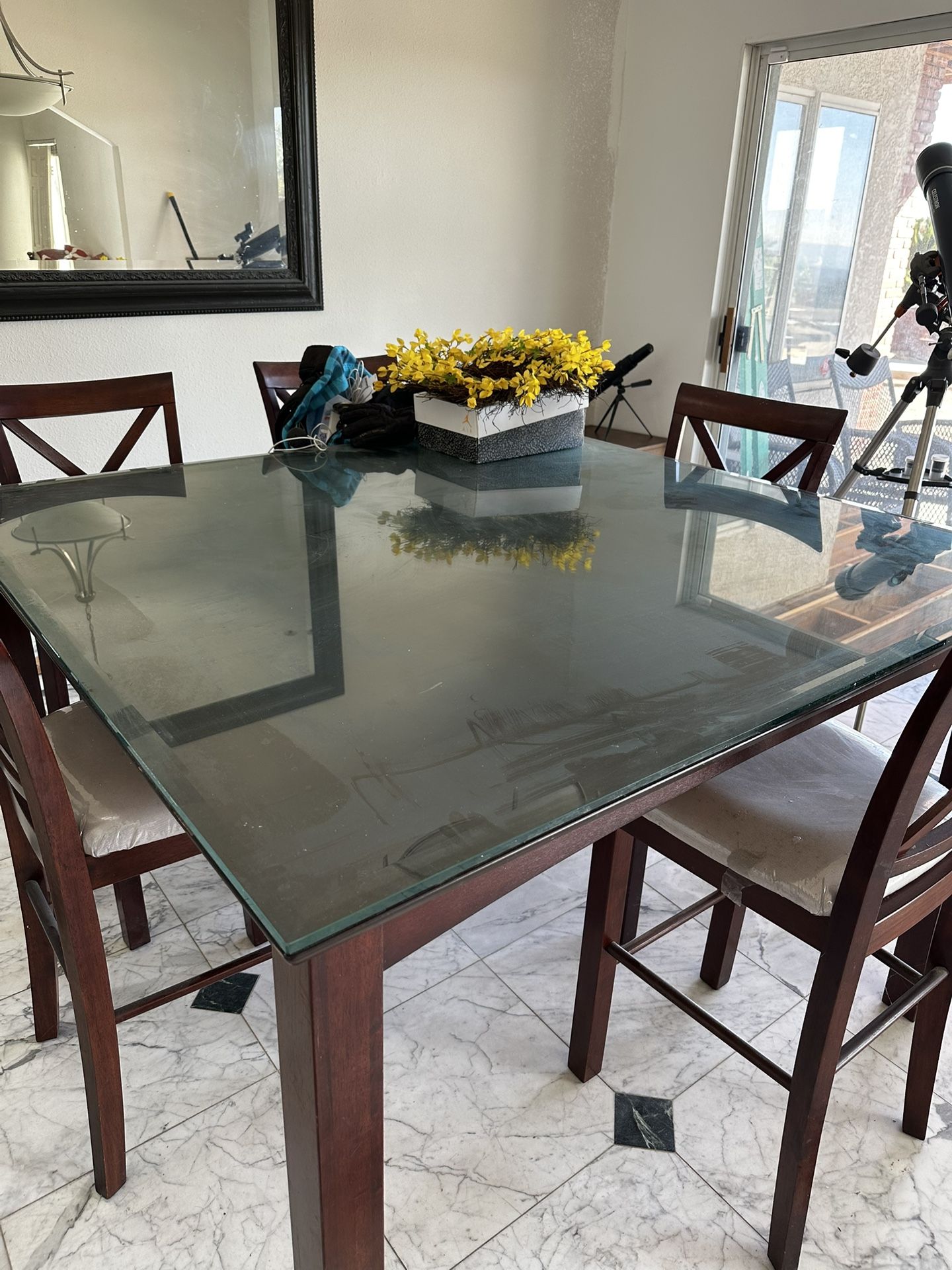 Extendable Dining Table