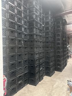 🔥Heavy Duty Crates Like New Size 12 x 12🔥