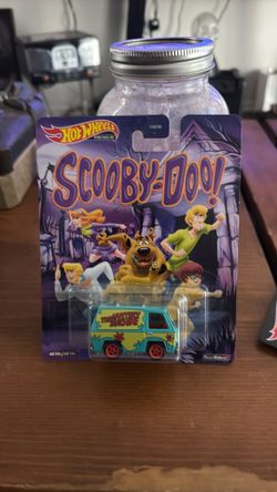 🔥The Mystery Machine - Retro / Replica Entertainment -Hot Wheels Premium (2020)