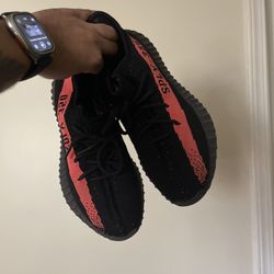 Yeezy 350 V2