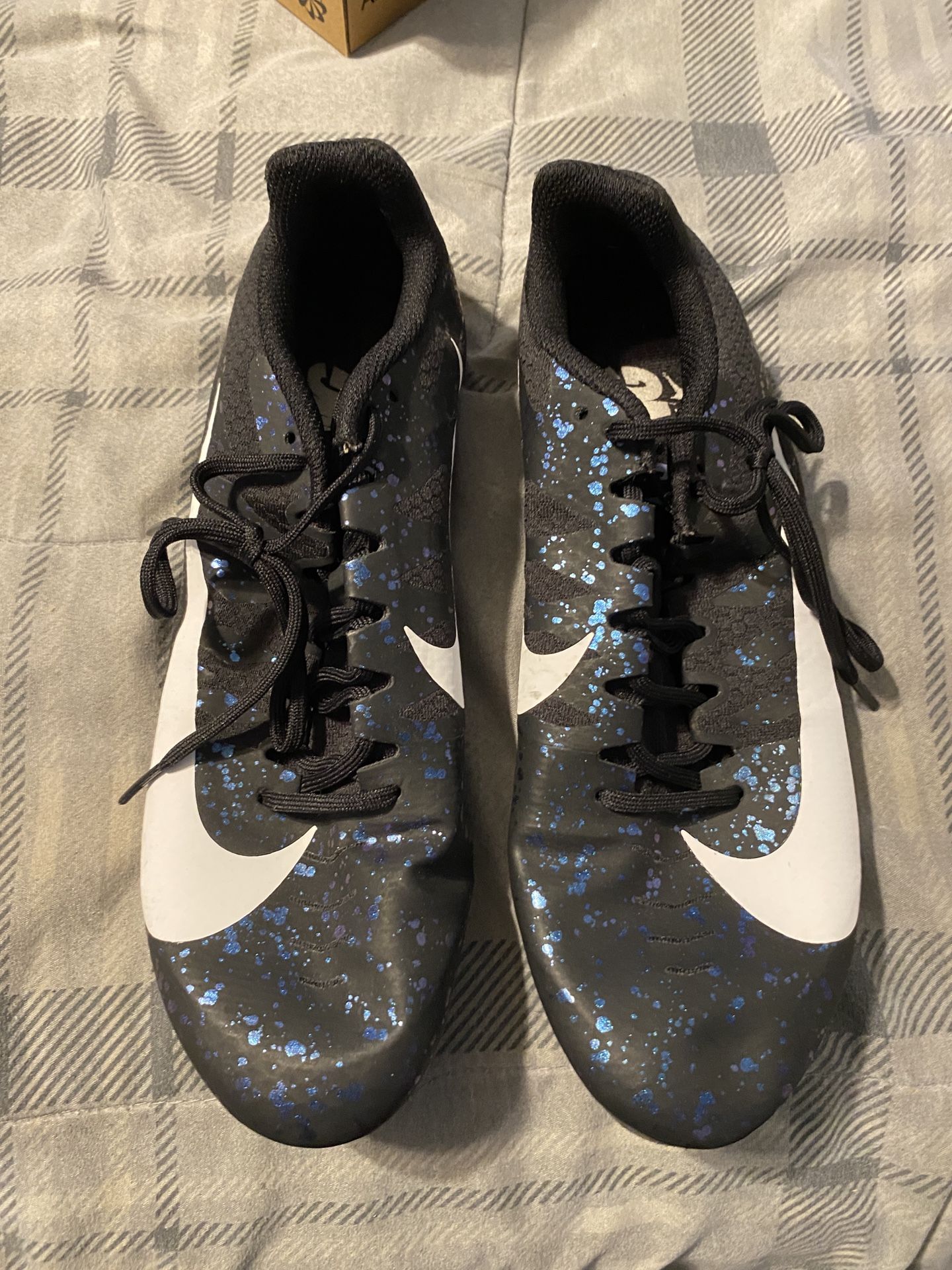 nike track shoes