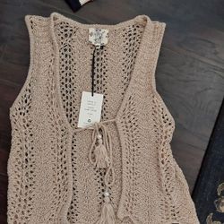 New Vest  Size Small
