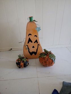 Tin Jack-o-lantern 2 Pumpkin vintage