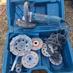 Bosch GWS 17-125 V angle grinder w/ Various Disks