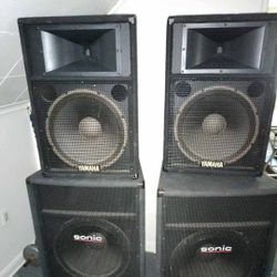  Speakers