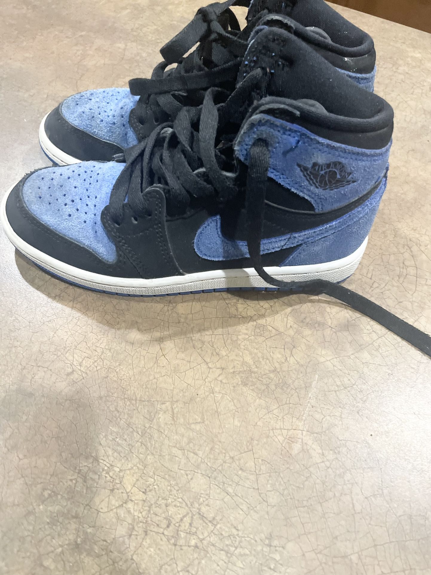 Jordan 1 - Kids Size 12c