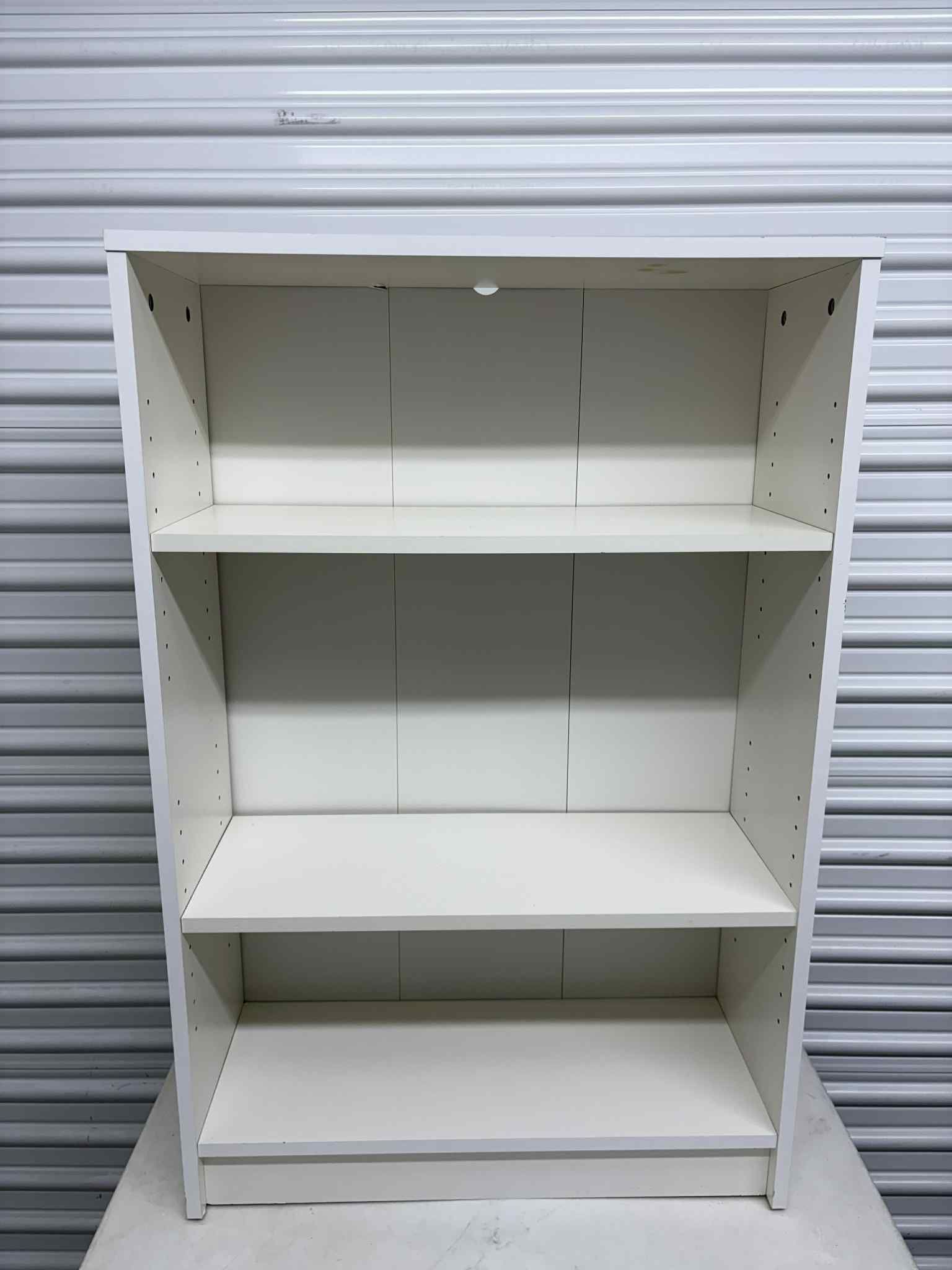 White 3-Shelf Bookcase, Bookshelf with Adjustable Storage Shelves