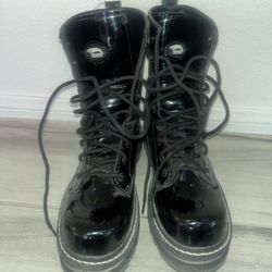 Avenger Work Boots Fortune Black Patent Leather Lace Up Platform Combat Grunge