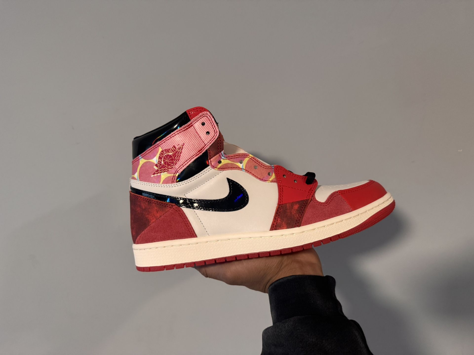 Jordan 1 Retro High Oh Spider-man 