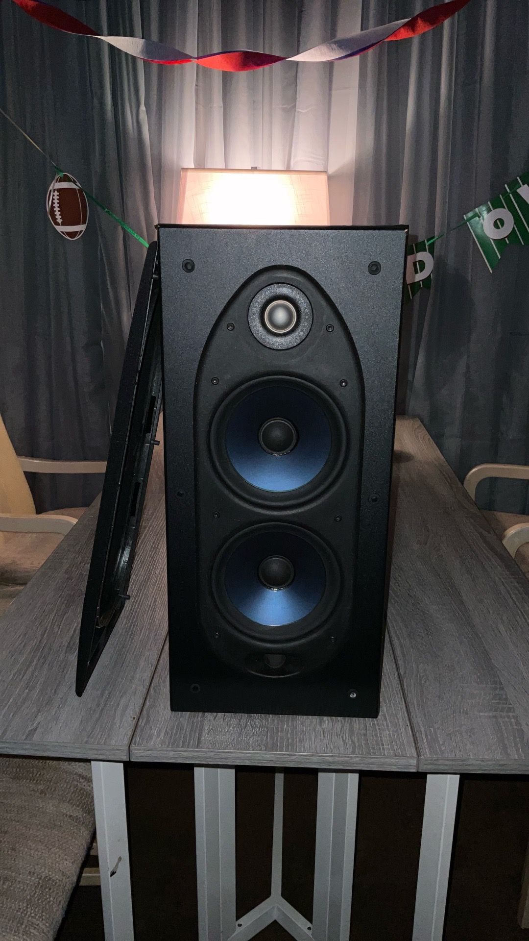 1 Polk audio front speaker