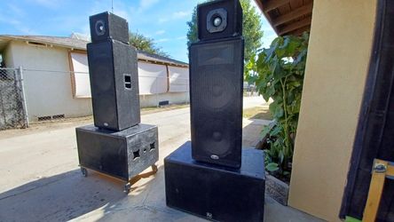 EQUIPO DE AUDIO COMPLETO