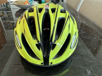 Garneau Atlantis Medium Bike Helmet- Like New Condition