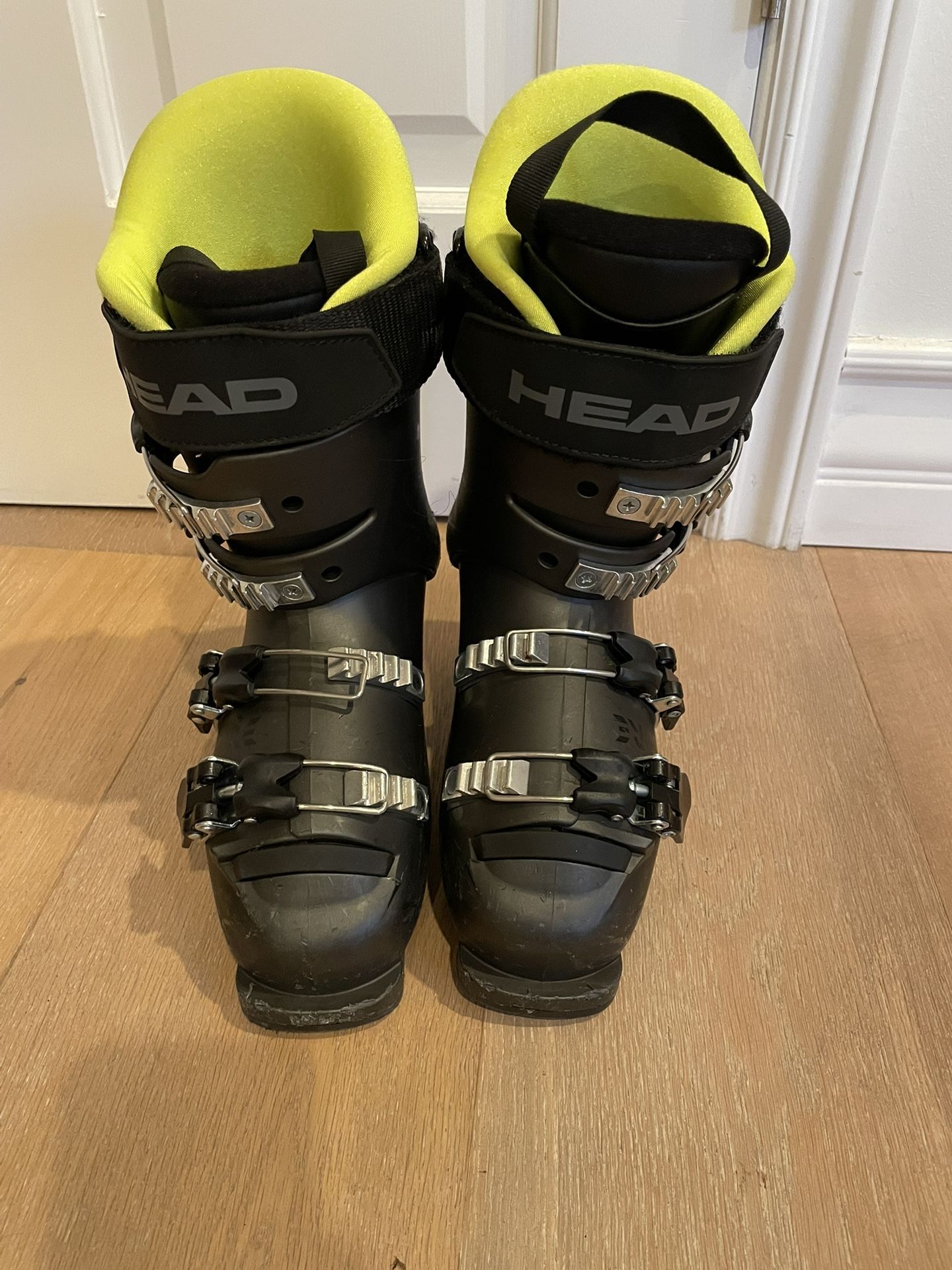 Head Kids Ski Boots 21/21.5 (shoe Size 2-3)