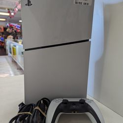PS5 Slim W/Controller 
