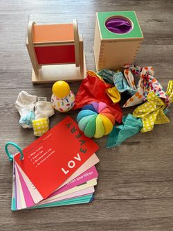 Lovevery The Senser Play Kit (5 - 6 months)
