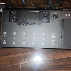 Line 6 Helix LT Multi Effects And Line 6 Powercab 