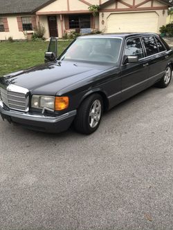 Mercedes 560SEL 1989
