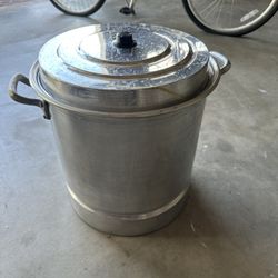 Huge Stock Pot