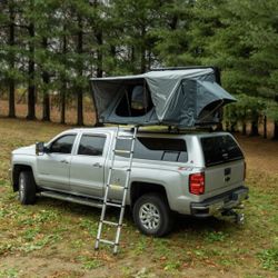 Hard Shell Rooftop Tent w/ Ladder 