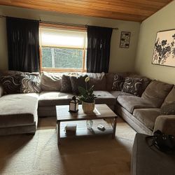 Large Sectional Couch 
