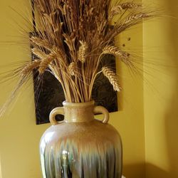 Ceramic Vase w/Long Stems