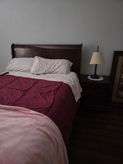 Bedroom set, comforter and sheet set