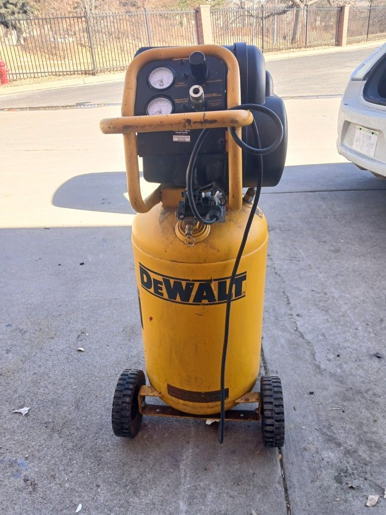 Air Compressor 