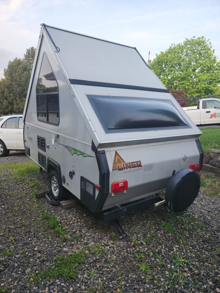 2015 Pop Up Trailer