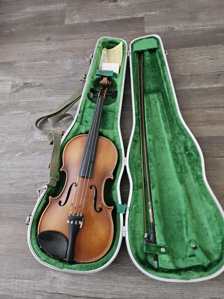 Vtg E.R. Pfretzschner Violin