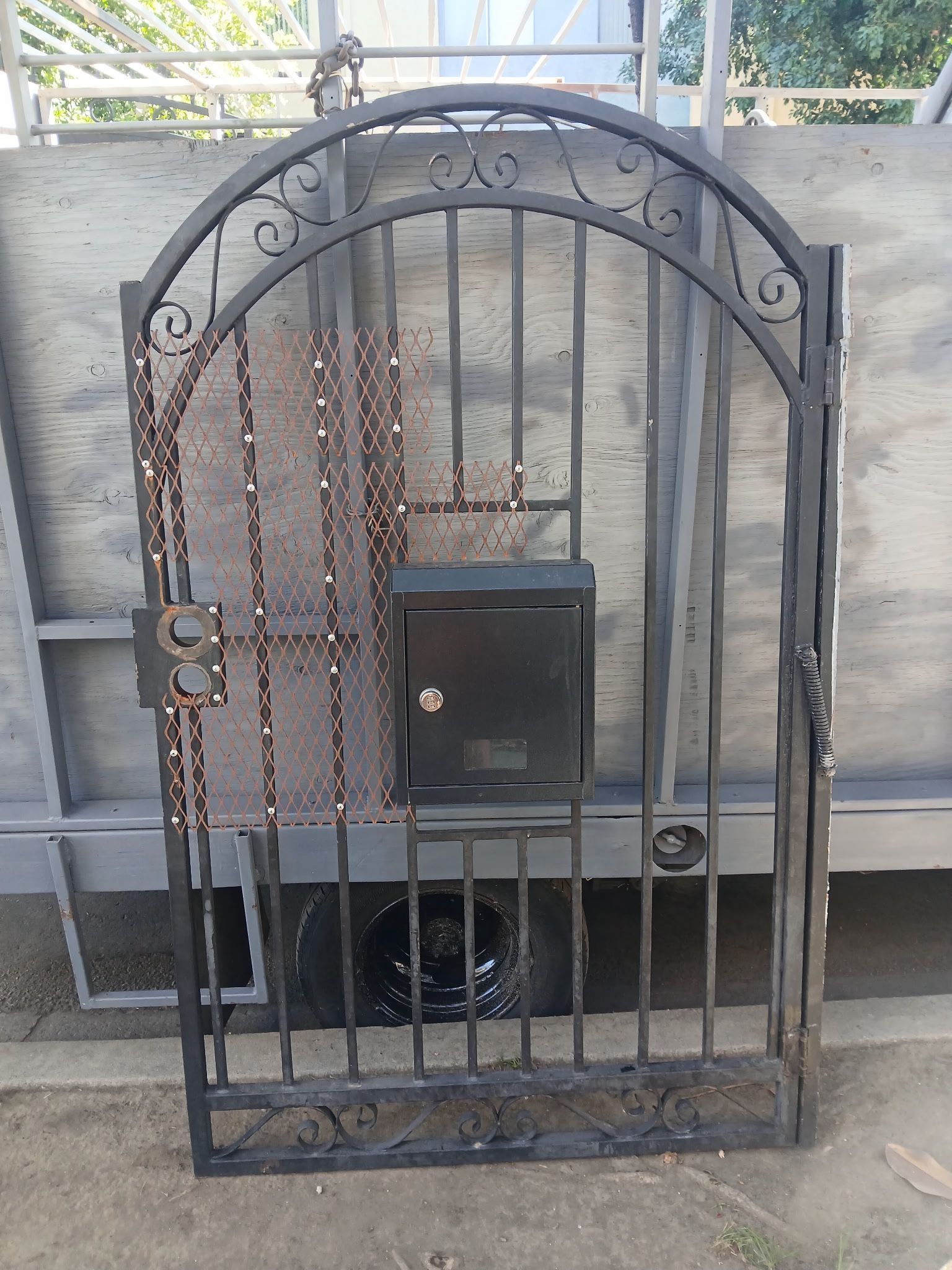 Strong Fence With Door 