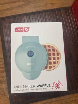 Mini Waffle Makers (4)