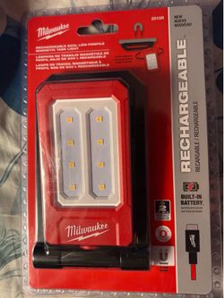 Milwaukee Rechargeable Task Light