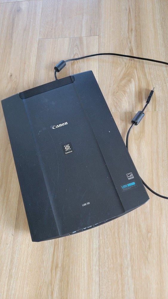 Canon Lide 110 USB Scanner