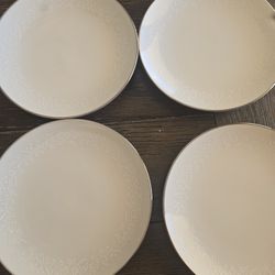 Noritake Lorelei Bread Plates Set of 4 Vintage Floral Gold Trim