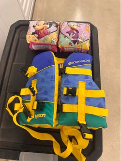 Infant and toddler life vests