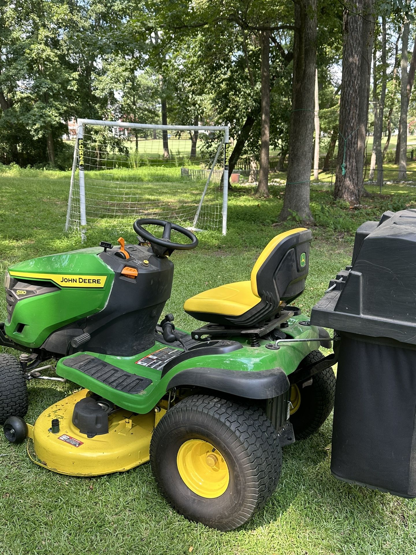John Deere 130s