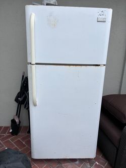 FREE refrigerator
