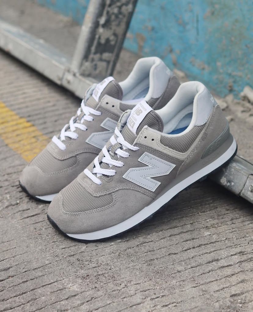New balance 574 size 9 Taking Offers