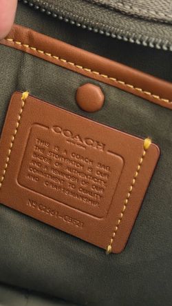 Men’s coach body bag